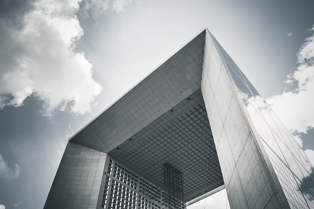 现代建筑创新技术，塑造未来城市新篇章的先锋力量