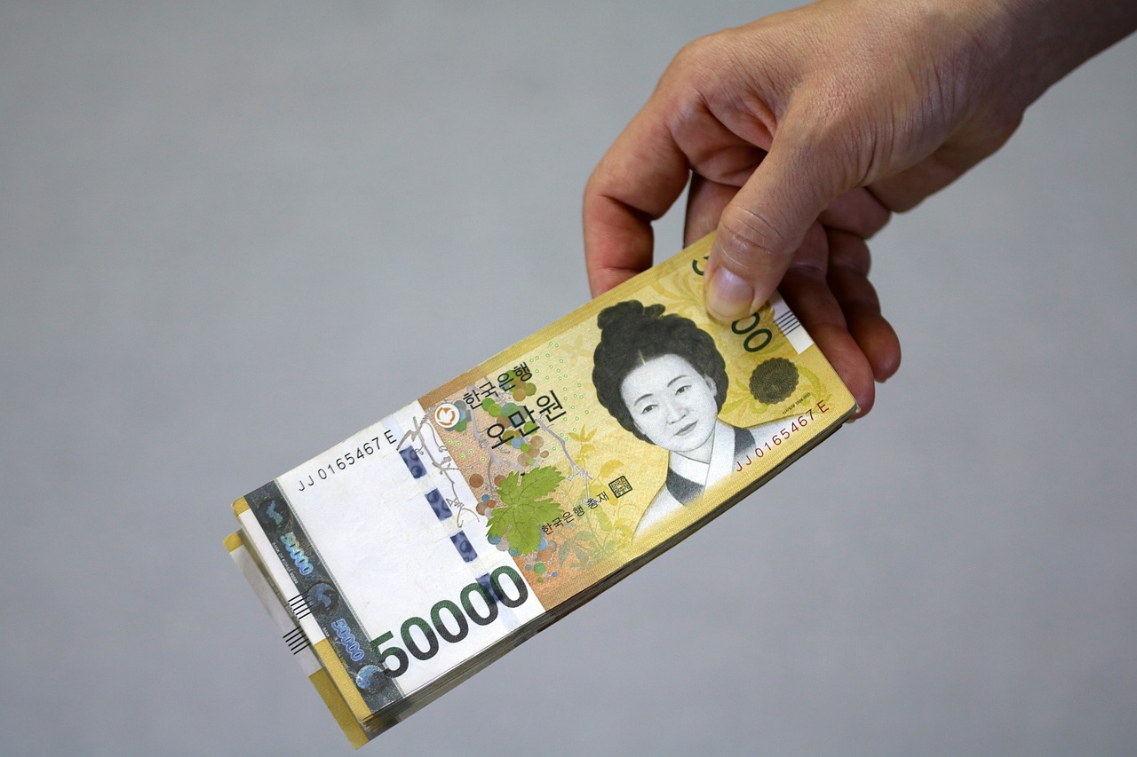 贷款利率最新动态，趋势、影响及应对策略应对