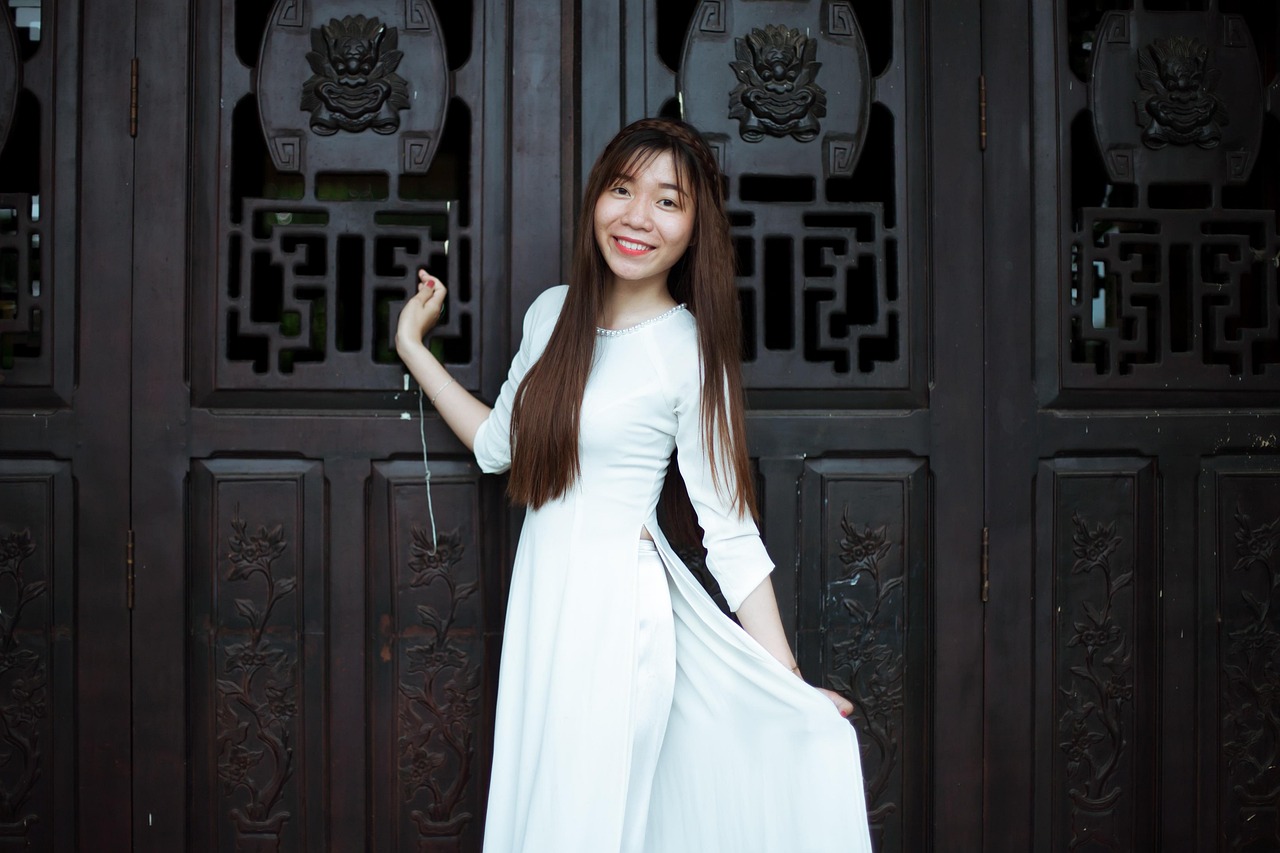 维吾尔演员，传统与现代的交融之美