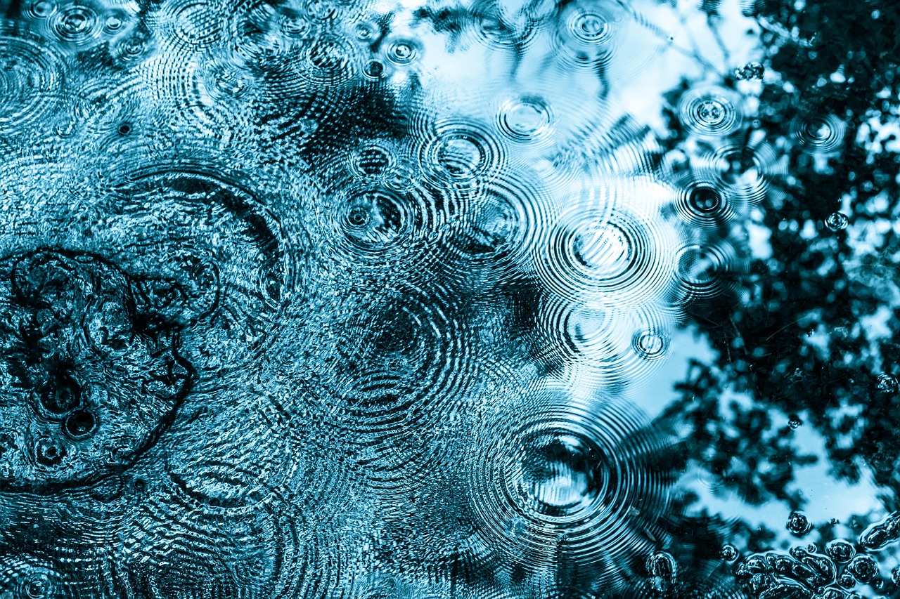 雨动漫，雨滴与二次元世界的完美交融