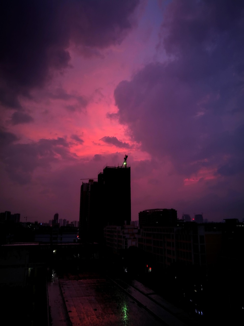 电影风中有朵雨做的云，人性与命运的交织探索